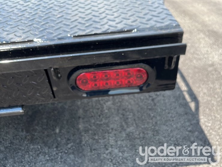 unused-double-a-trailers-83-x-20-14,000#-gvwr,-hdch,2-7000#-axles,-2'-dovetail,-all-led-lights,-st235/80r16-10-ply-on-8-hole-silver-mod-image-27