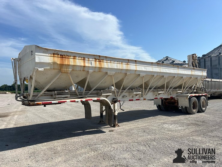 1977-fruehauf-trailer-image-1