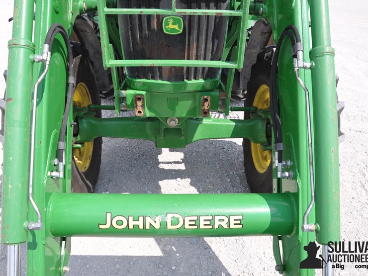 2015-john-deere-6130d-image-14