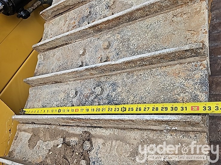2019-caterpillar-d6n-lgp-image-21