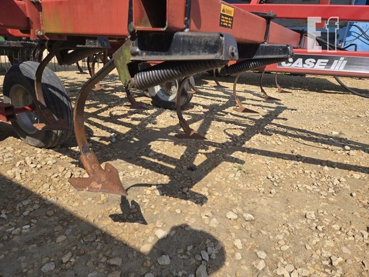case-ih-4300-image-4