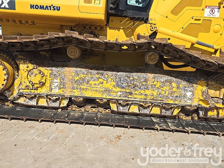 2021-komatsu-d61px-24-image-19