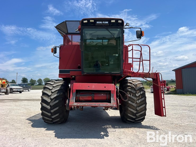 1991-case-ih-1680-image-2