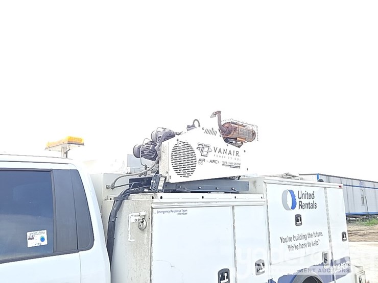 2019-ford-f550-image-14