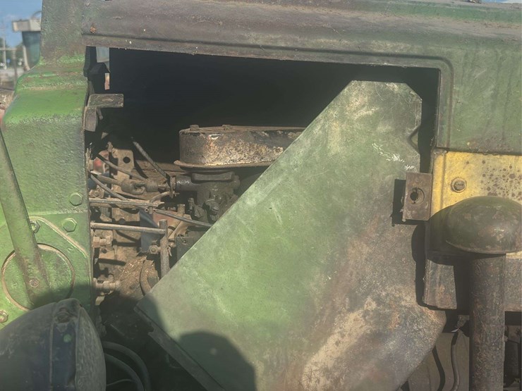 john-deere-720-image-21