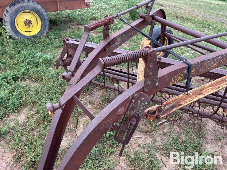 new-holland-55-image-10
