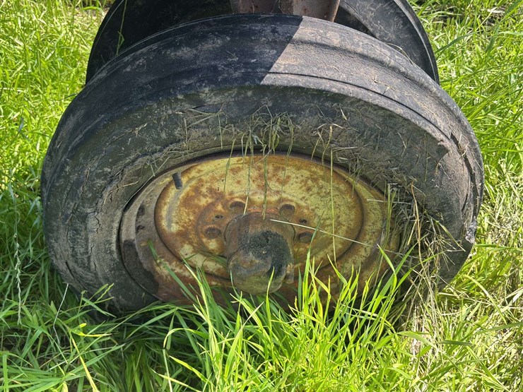 john-deere-730-image-11
