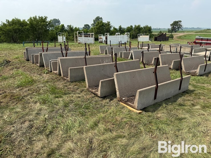 concrete-feed-bunks-image-7