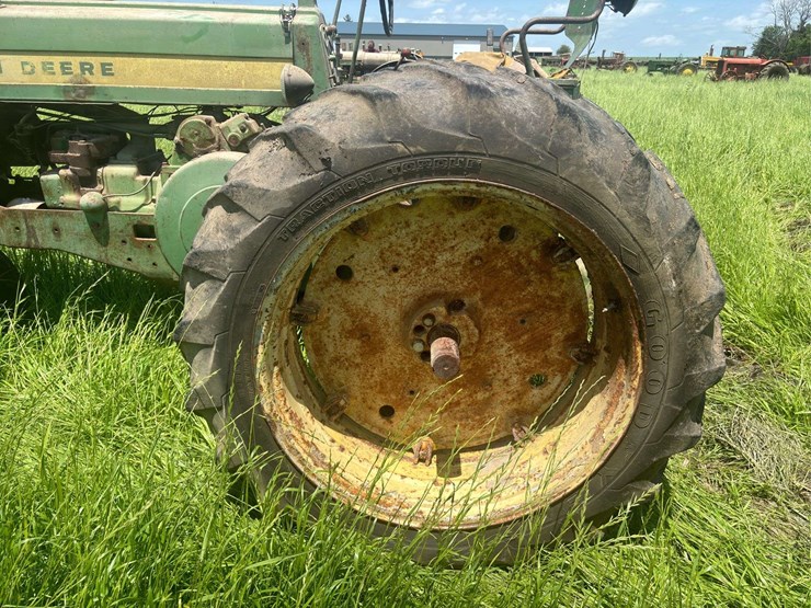 john-deere-720-image-27