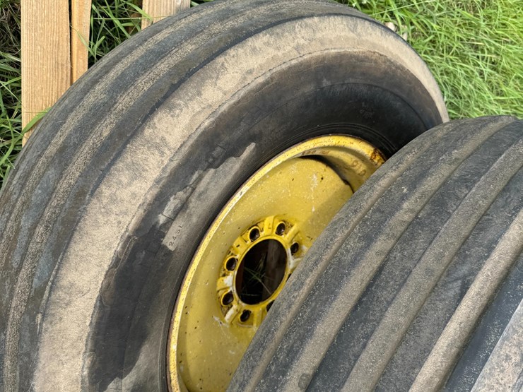 john-deere-3970-image-13