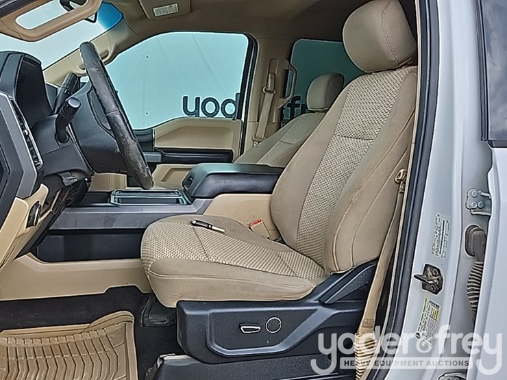 2018-ford-f150-xlt-image-42