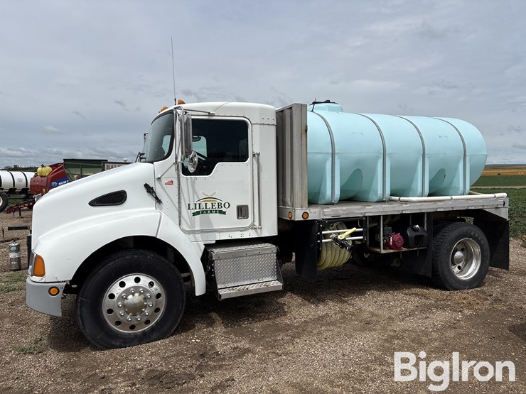 2000-kenworth-t300-image-8