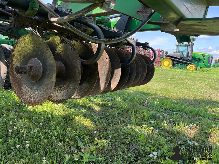 john-deere-2310-image-20