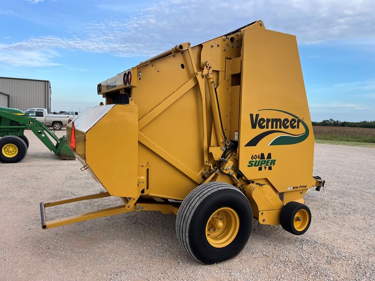2013-vermeer-604sm-image-9