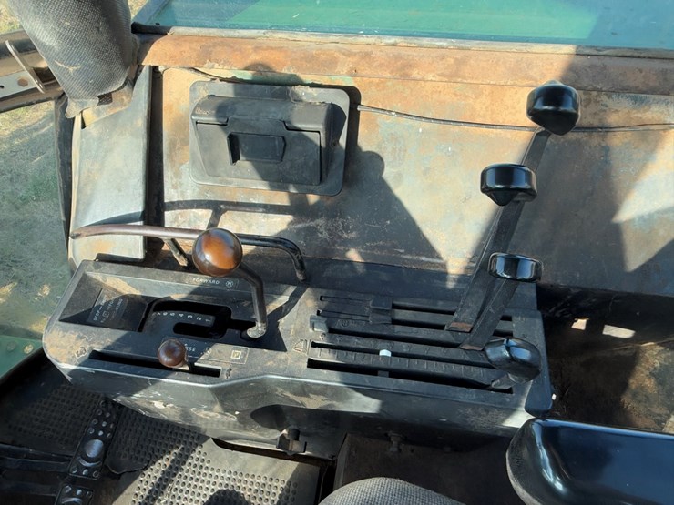 john-deere-4240-image-18