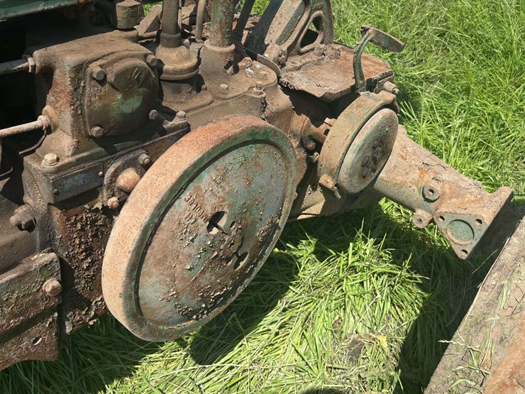 john-deere-model-b-image-37