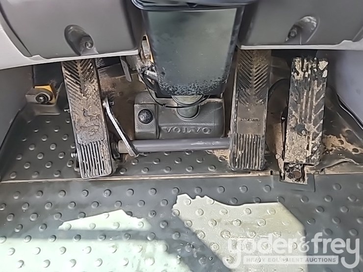 2014-volvo-l110h-image-69