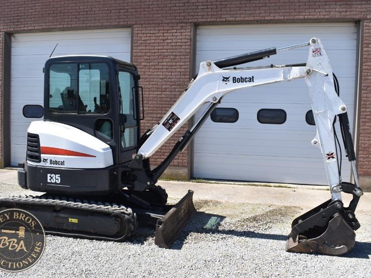2014-bobcat-e35-image-7