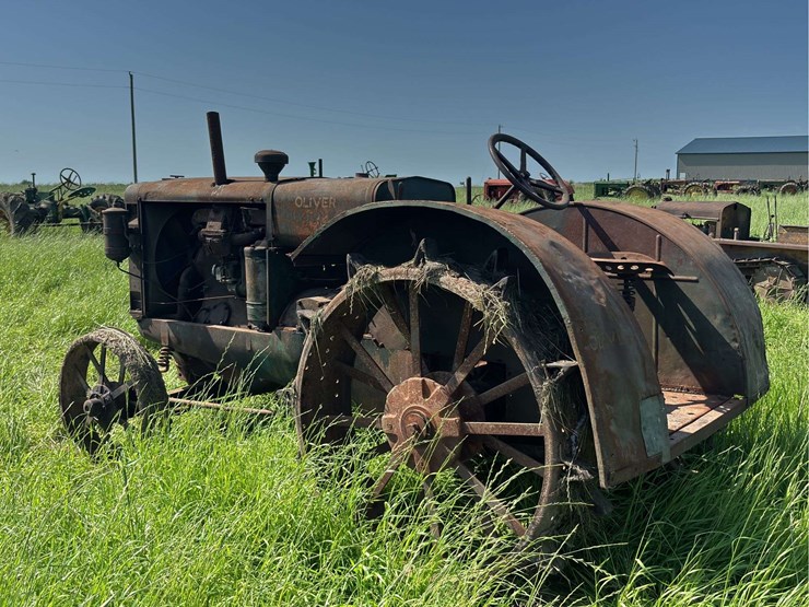 oliver-90-image-3