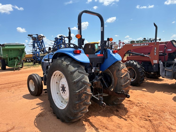 new-holland-td5050-image-4