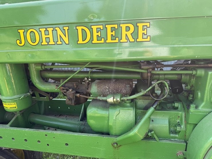 john-deere-b-image-8