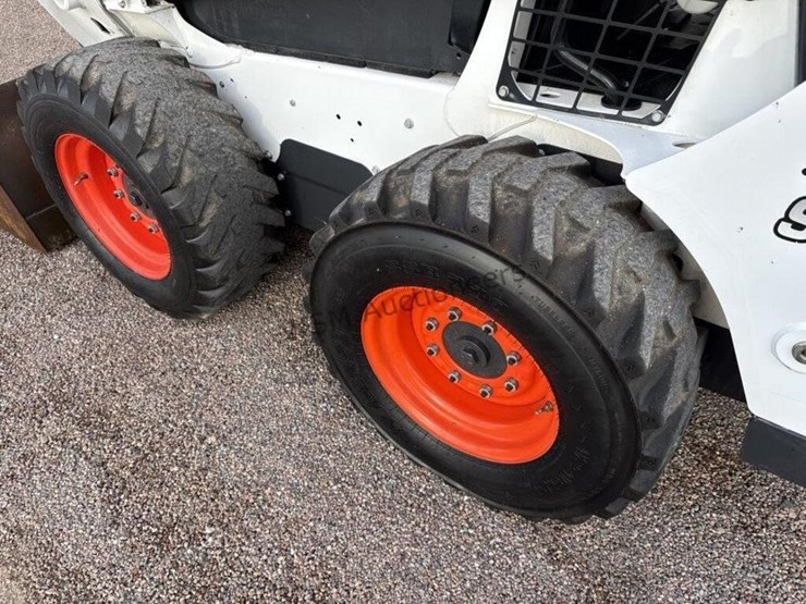 2018-bobcat-s590-image-8