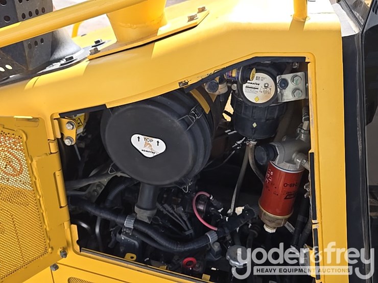 2021-komatsu-d61px-24-image-36