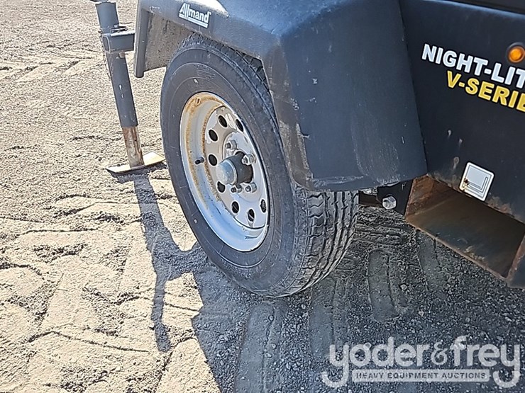 2018-allmand-bros-night-lite-pro-ii-v-image-11