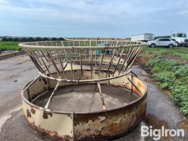 bale-feeders-image-6
