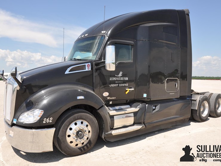2019-kenworth-t680-image-1
