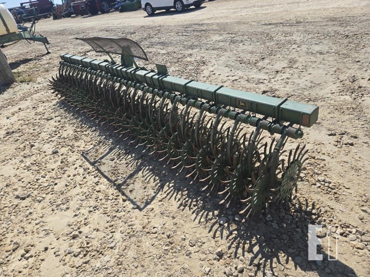john-deere-400-image-2