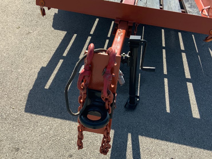 ditchwitch-s/a-tilt-bed-trailer-image-9