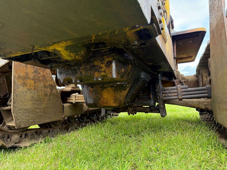 caterpillar-d6-image-24