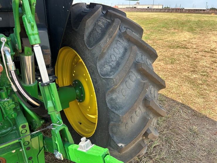 2023-john-deere-6120m-image-7