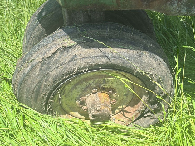john-deere-720-image-15
