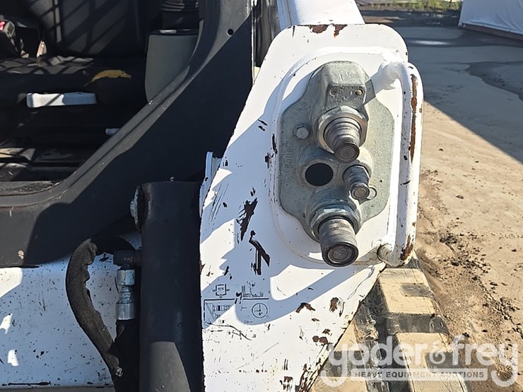 2019-bobcat-t590-image-27