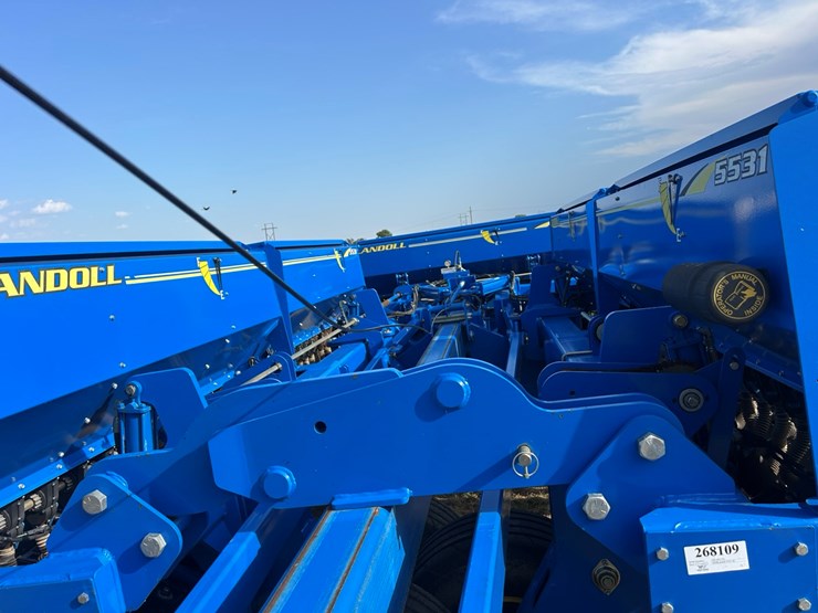 2020-landoll-5531-image-15