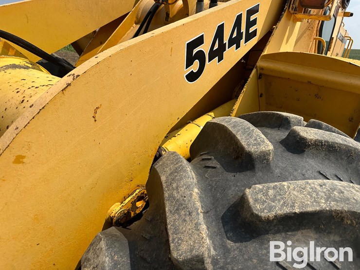 deere-544e-image-18