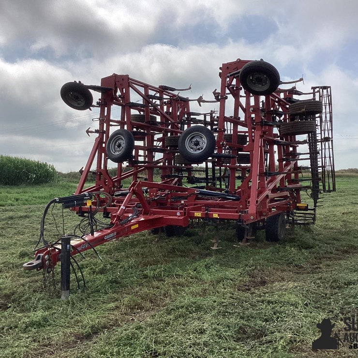 2017 CASE IH 255