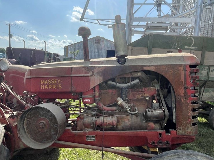 massey-harris-55-image-16