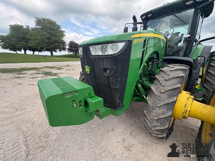 2017-john-deere-8370r-image-15