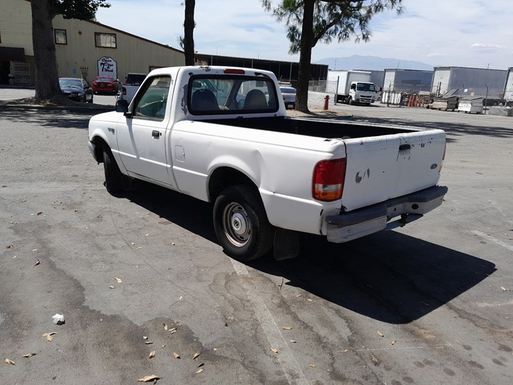ford-ranger-xlt-image-4