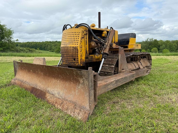caterpillar-d6-image-1