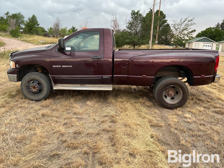 2004-dodge-ram-3500-image-8