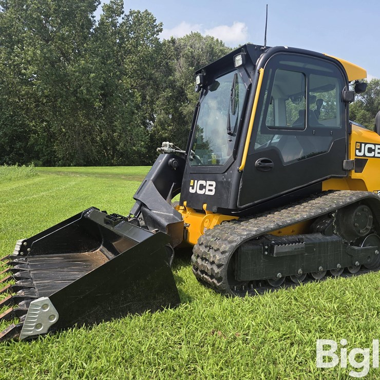 2020 JCB 270