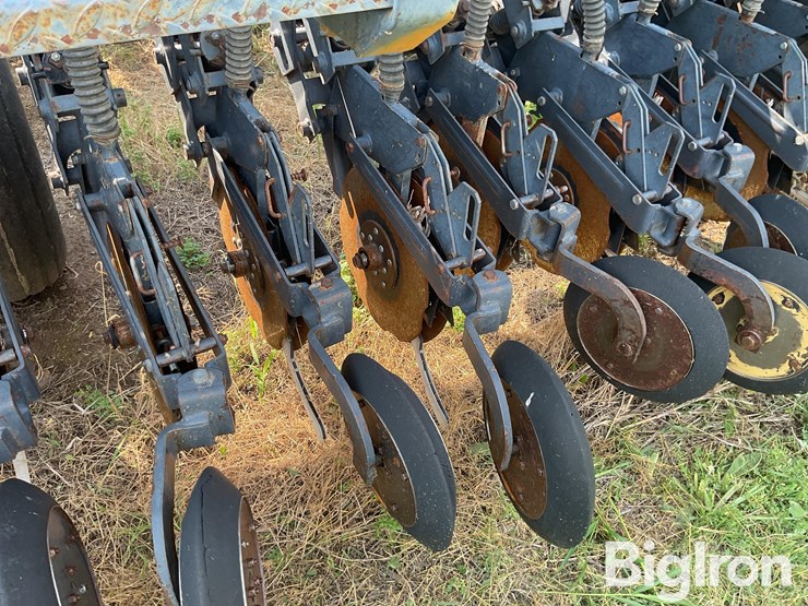 crust-buster-3400-image-12