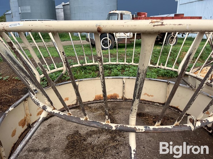 bale-feeders-image-11