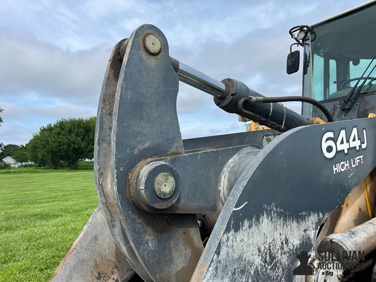 deere-644j-image-11