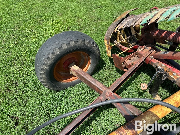 new-holland-455-image-12