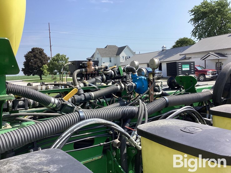 2006-john-deere-1770-image-20